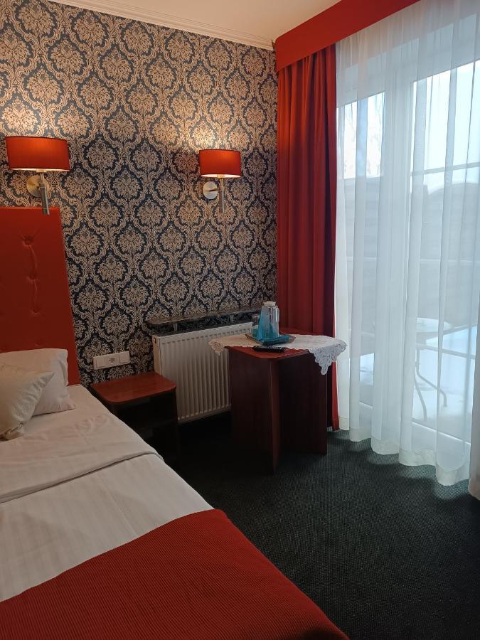 Amigo Hotel Sulejówek المظهر الخارجي الصورة