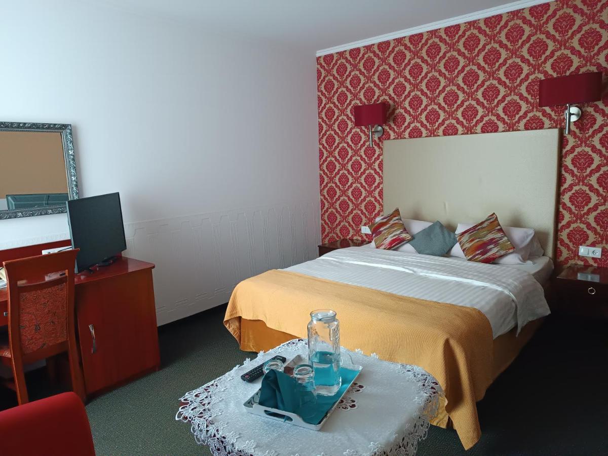 Amigo Hotel Sulejówek المظهر الخارجي الصورة